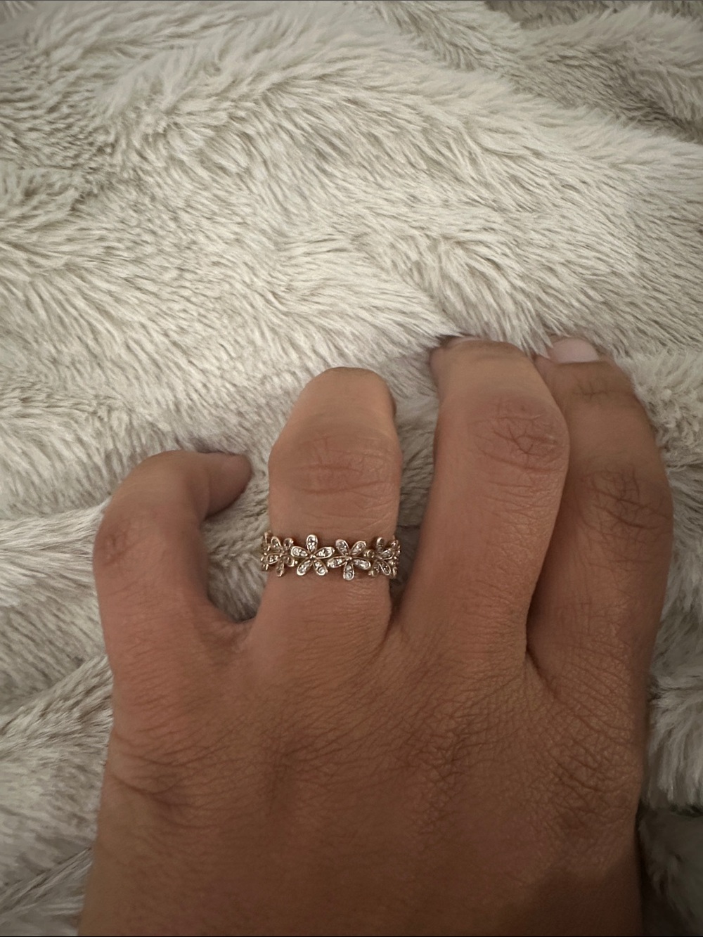 Pandora Rose Gold Leaf Crystal Band